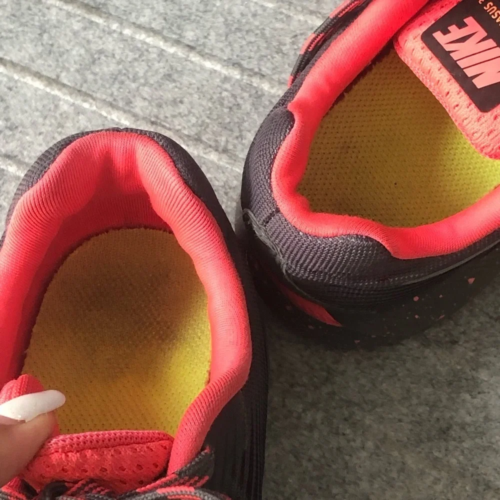 Girls Nike Shoes